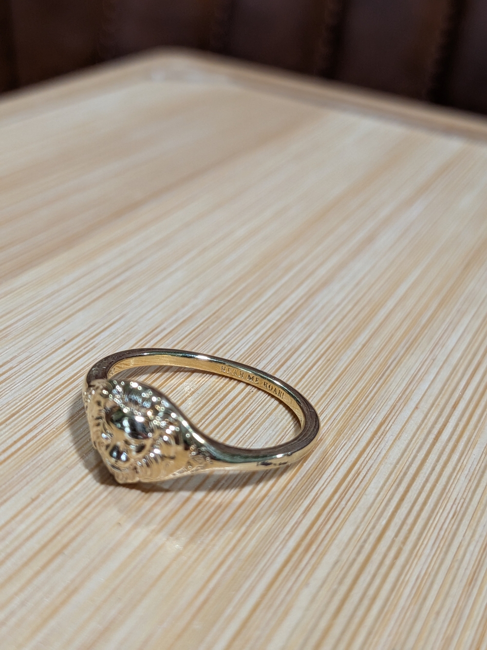 Pandora: Game of Thrones Lannister Lion Ring, Slightly Scratched - Picture 4 of 8